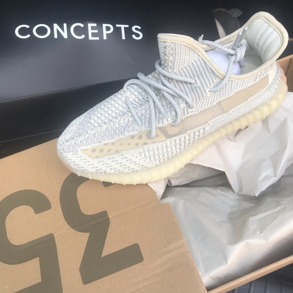 Yeezy Lundmark  size 9